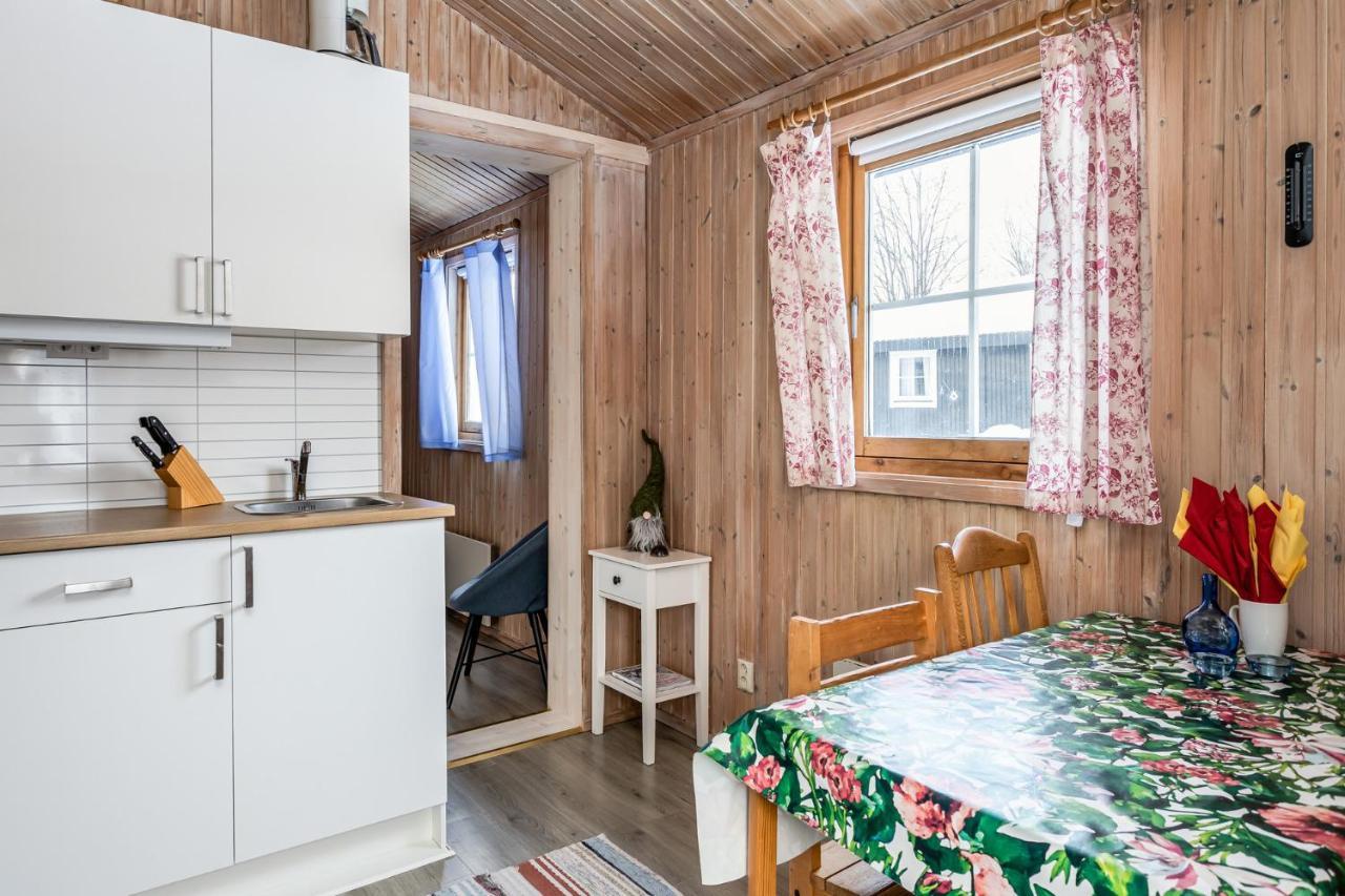 Hyttgardens Stugby I Husa, Are Kommun Jarpen Extérieur photo